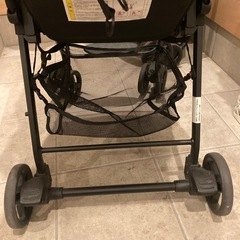 トイザラス　ベビーカー　4歳まで使える　双子　ベビーカーの画像