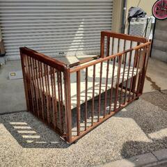ベビーベッドの画像