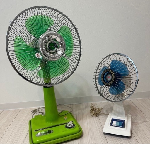 レトロ扇風機2台セット昭和レトログリーン緑、ブルーミニ扇風機