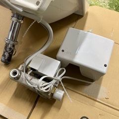 配送相談可❣️中古❣️TOTO 洗面器の画像