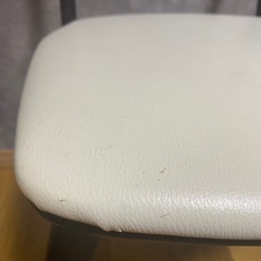回転式ダイニングチェア2個セットの画像