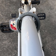 シティサイクル trois 27インチ 6速 白の画像