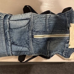デニム抱っこ紐の画像