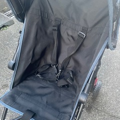 西松屋 B型ベビーカーの画像