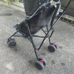 西松屋 B型ベビーカーの画像