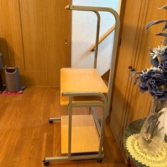 パソコンラックの画像