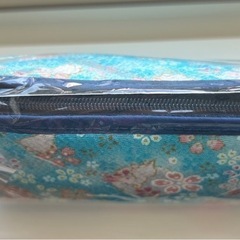【新品】花ちりめんポーチ🩵の画像