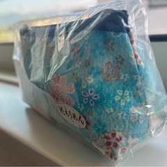 【新品】花ちりめんポーチ🩵の画像