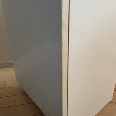 ルーター置き場付き電話台の画像