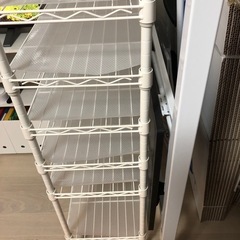 ロフトベットとスチールラック二つセットの画像