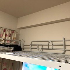 ロフトベットとスチールラック二つセットの画像