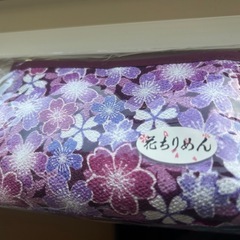 【新品】花ちりめんポーチ🟪の画像