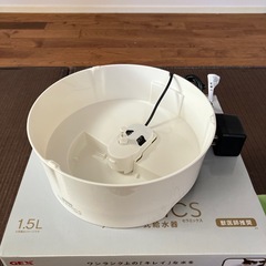 換えフィルター付⭐︎猫用給水器の画像