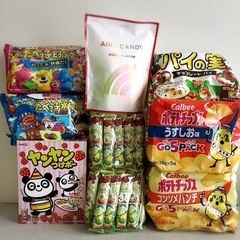 お菓子セット❷人気のヤンヤンつけボー入りの画像