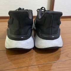 adidas スニーカー 28cmの画像