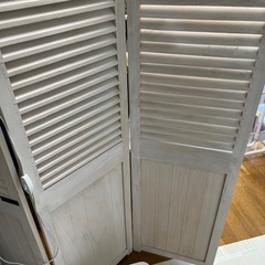 パーティション1000円の画像