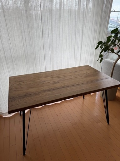 クラッシュゲート　ダイニングテーブル