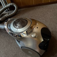 東芝サイクロン掃除機の画像