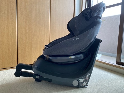 【決まりました】コンビ クルムーヴ ISOFIX CG-UIG 360°回転チャイルドシート