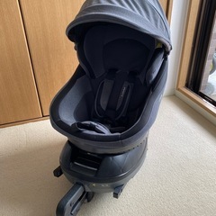 【決まりました】コンビ クルムーヴ ISOFIX CG-UIG 360°回転チャイルドシートの画像
