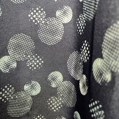 ミッキー柄カーテンの画像