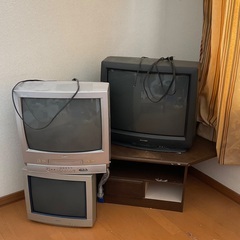 不要なテレビとTV台　謝礼7,000円。