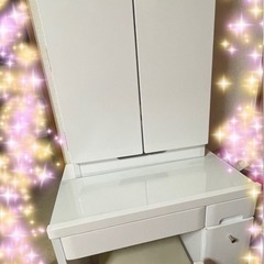 《‼️引越しのため、近日中削除予定‼️》ニトリ　三面鏡　ドレッサー　ホワイトの画像