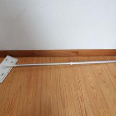 キッチンに貼るやつとお掃除用品の画像