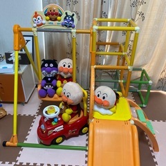 アンパンマン ジャングルジム+じゃがじゃか消防車+ぬいぐるみ4点セットの画像