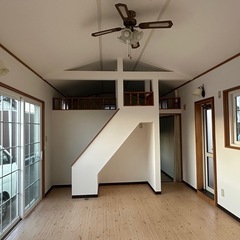 個人　国産トレーラーハウス住居ロフト付の画像