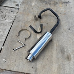 ステンレスマフラーワンオフ製の画像