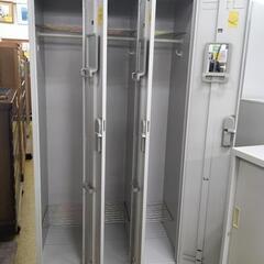 ●KOKUYO コクヨ 3人用ロッカー LK-3F1C LKロッカー　更衣室ロッカー オフィス家具 会社 事務所 公民館 店舗のバックヤード スポーツジムの画像