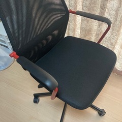 デスクチェア、椅子（IKEA製品）の画像