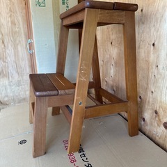 決定‼️木製コンパクト踏み台の画像