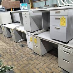 ●KOKUYO コクヨ 3人用ロッカー LK-3F1C LKロッカー　更衣室ロッカー オフィス家具 会社 事務所 公民館 店舗のバックヤード スポーツジムの画像