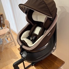 コンビ　チャイルドシート　クルムーヴ　ISOFIXの画像