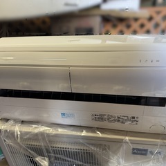 おはなし中　三菱エアコン4.0kw霧ヶ峰 200V 主に14畳用 MSZ-RK4025S-W 新品 傷有　取付け対応可　市内配送可の画像