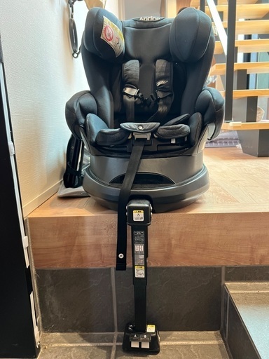 中古美品ALPHABABY ブラック チャイルドシート チャイルドシート ジュニアシート ハイバックブースター ライト