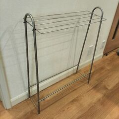 バスタオルハンガー　幅66cm 奥行22cm 高さ 82cmタオ...