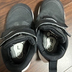 NIKEスニーカー　サイズ13.5の画像
