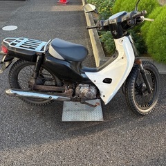 スーパーカブ50 AA04 不動　カスタムパーツ付き
の画像