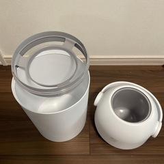 すてーる　Suteru ベビー用品　ゴミ箱の画像