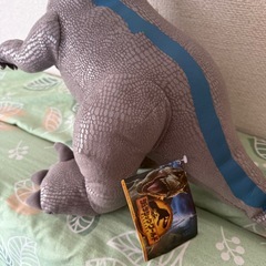ジュラシックワールド新たなる支配者　ギガジャンボぬいぐるみBETAの画像