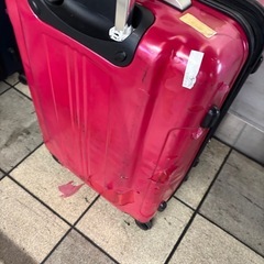 スーツケース　キャーリーケースの画像