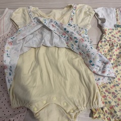女の子用半袖ロンパース 3枚組の画像