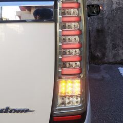 NボックスJF1リアランプ（REIZライツ）の画像