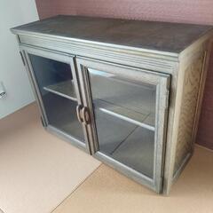 アンティーク戸棚　木製の画像