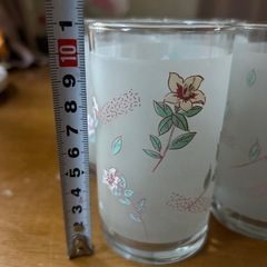 グラス2種類の画像