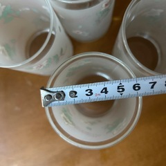 グラス2種類の画像