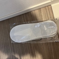 使い捨てスリッパ30足の画像